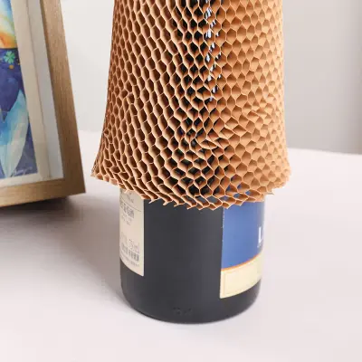 Novo design de embalagem de garrafa: manga de garrafa de papel de favo de mel