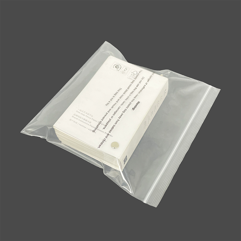 PE ZIPPER BACO